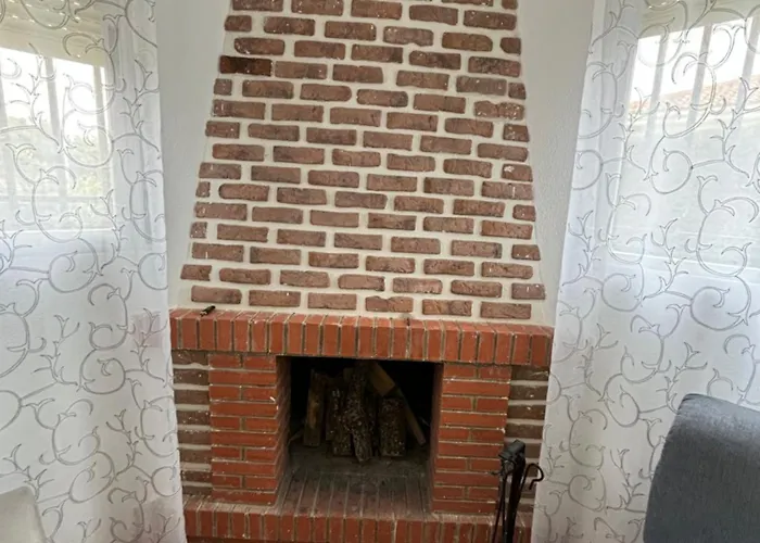 Дом отдыха Mil Y Rosas *